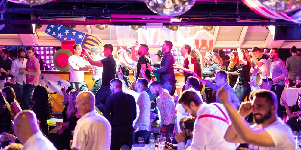 Circus-Estacio-Despedidas-colectivas-2024-Cenas-Barcelona